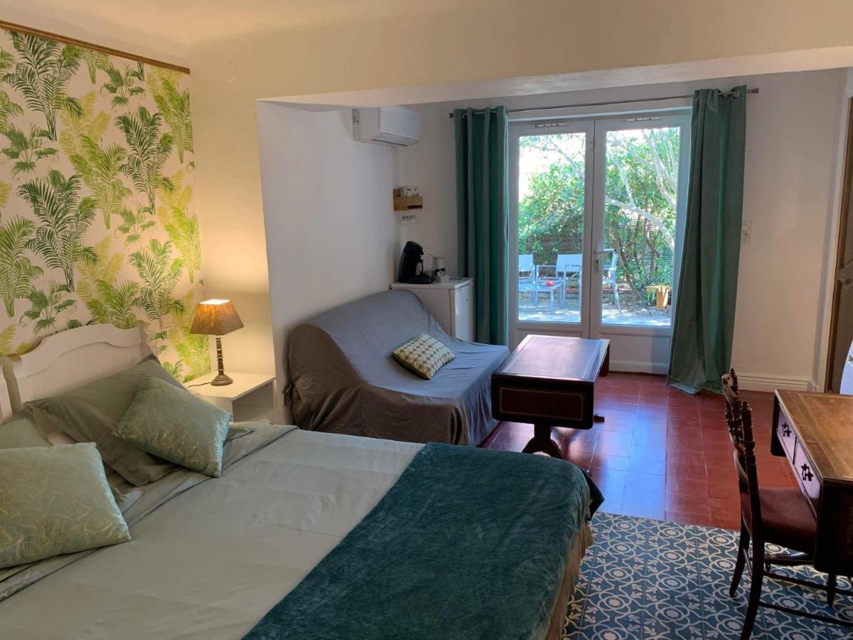 Villa Bleue - Les Pins Пор-Вандр Екстер'єр фото