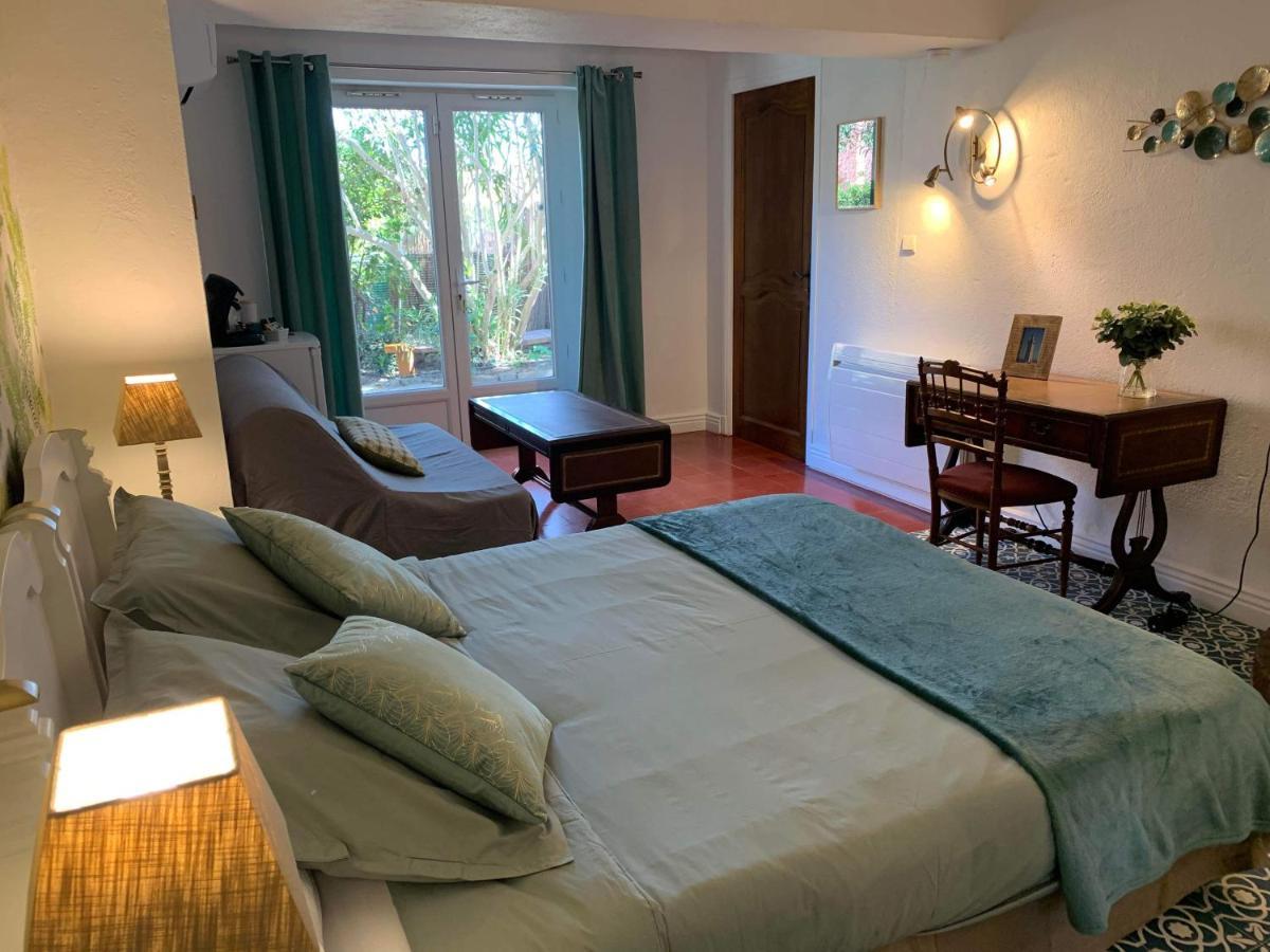 Villa Bleue - Les Pins Пор-Вандр Екстер'єр фото